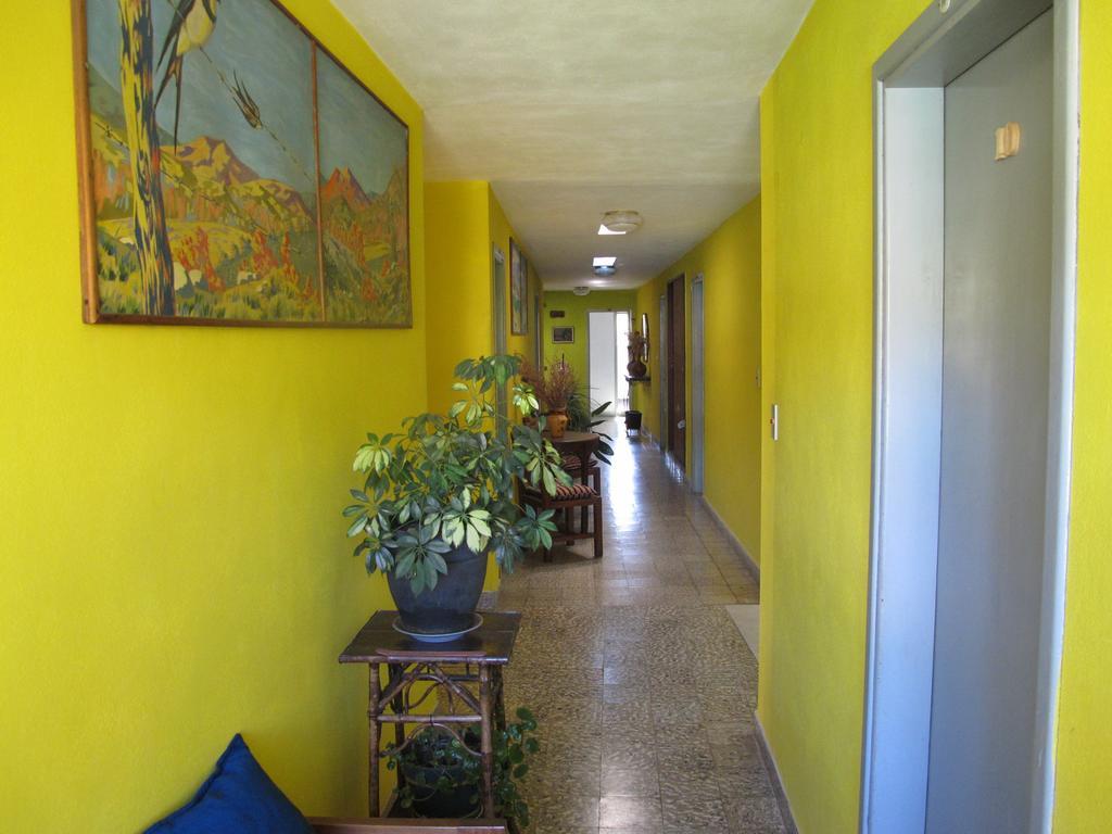 Bambi Hotel La Falda Exterior foto